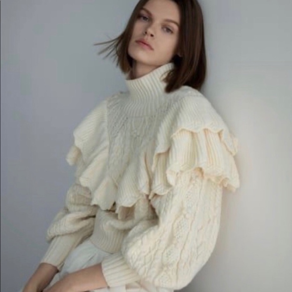 Cream ruffle cable knit